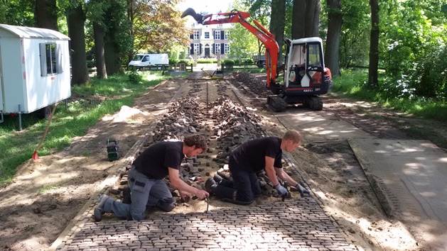 Straatwerk onder de hamer